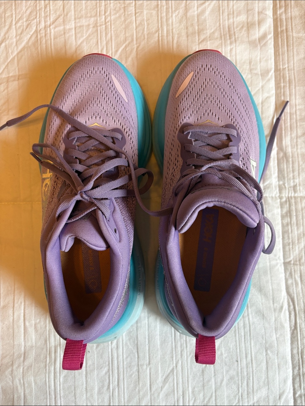 WORN TWICE Hoka Women's Hoka Bondi 8 Size 7.5 - like new! - Picture 6 of 6